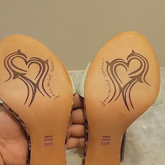 NEW Jean Michel Cazabat Octavia Stiletto Heel T Strap Sandals Snakeskin Nude 6.5 - Picture 9 of 13